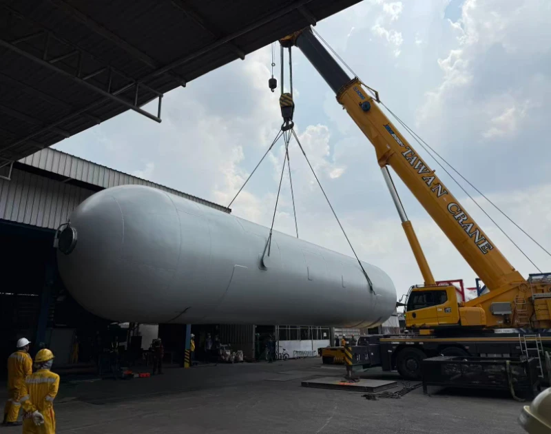 Low Temperature Storage Tank